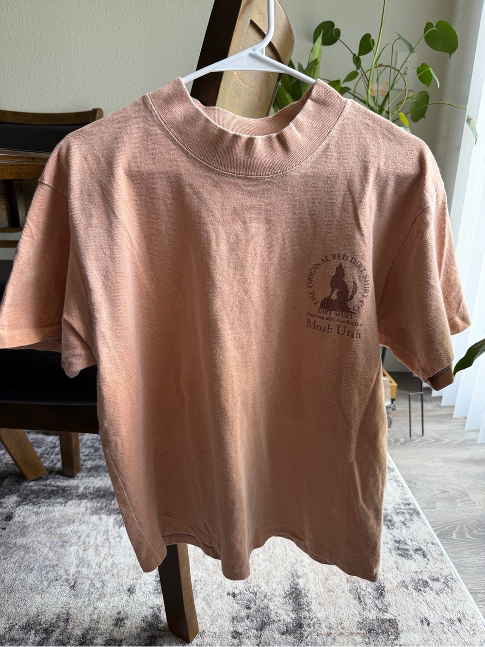 Vintage Red Dirt Moab Utah Graphic Tee size medium